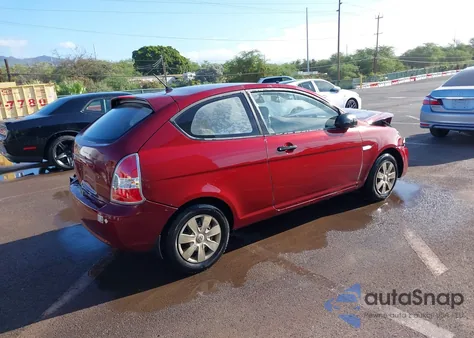 2007 Hyundai Accent Gs z USA, uszkodzony, nr VIN KMHCM36CX7U036376